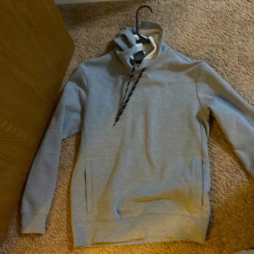 Grey Gap hoodie